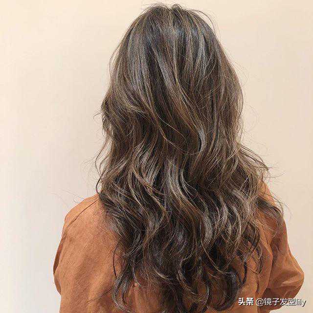 最适合秋冬的长卷发21款，越看越美，温柔女人味