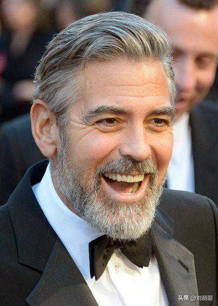 男人发型别瞎剪，最好试试露额发型，百变时尚真有型