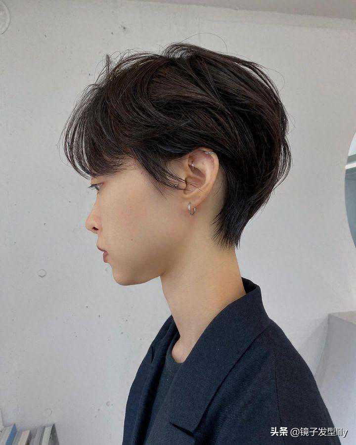 新时尚发型推荐，这4种真不赖，立体时尚很个性