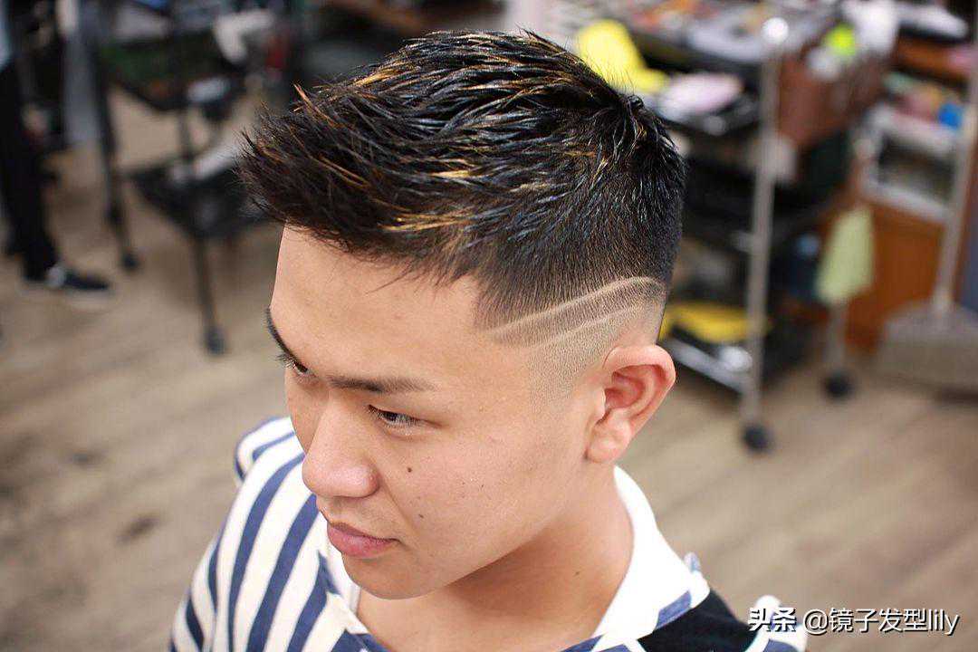 13款流行男士发型，清爽百变很有型，剪完真帅气