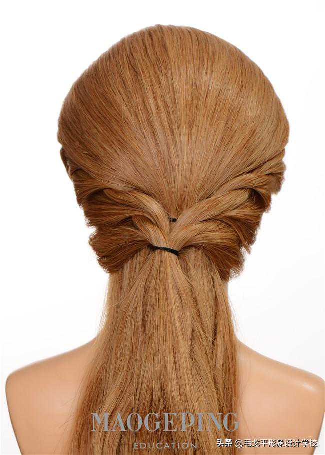 时尚晚礼发型可以简单又日常，还不快点学起来
