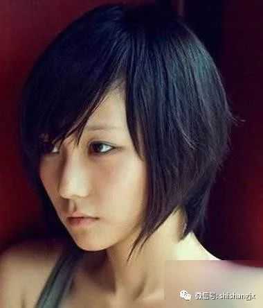 9款适合学生的沙宣短发发型，将清秀的风格也做的很美