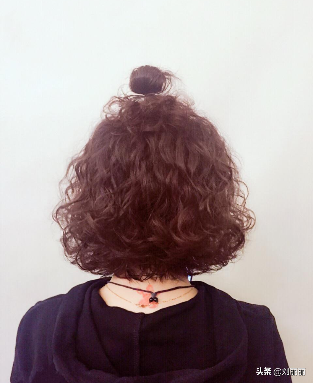 新发型大搜罗40款，显瘦显时尚，每款都想试一试