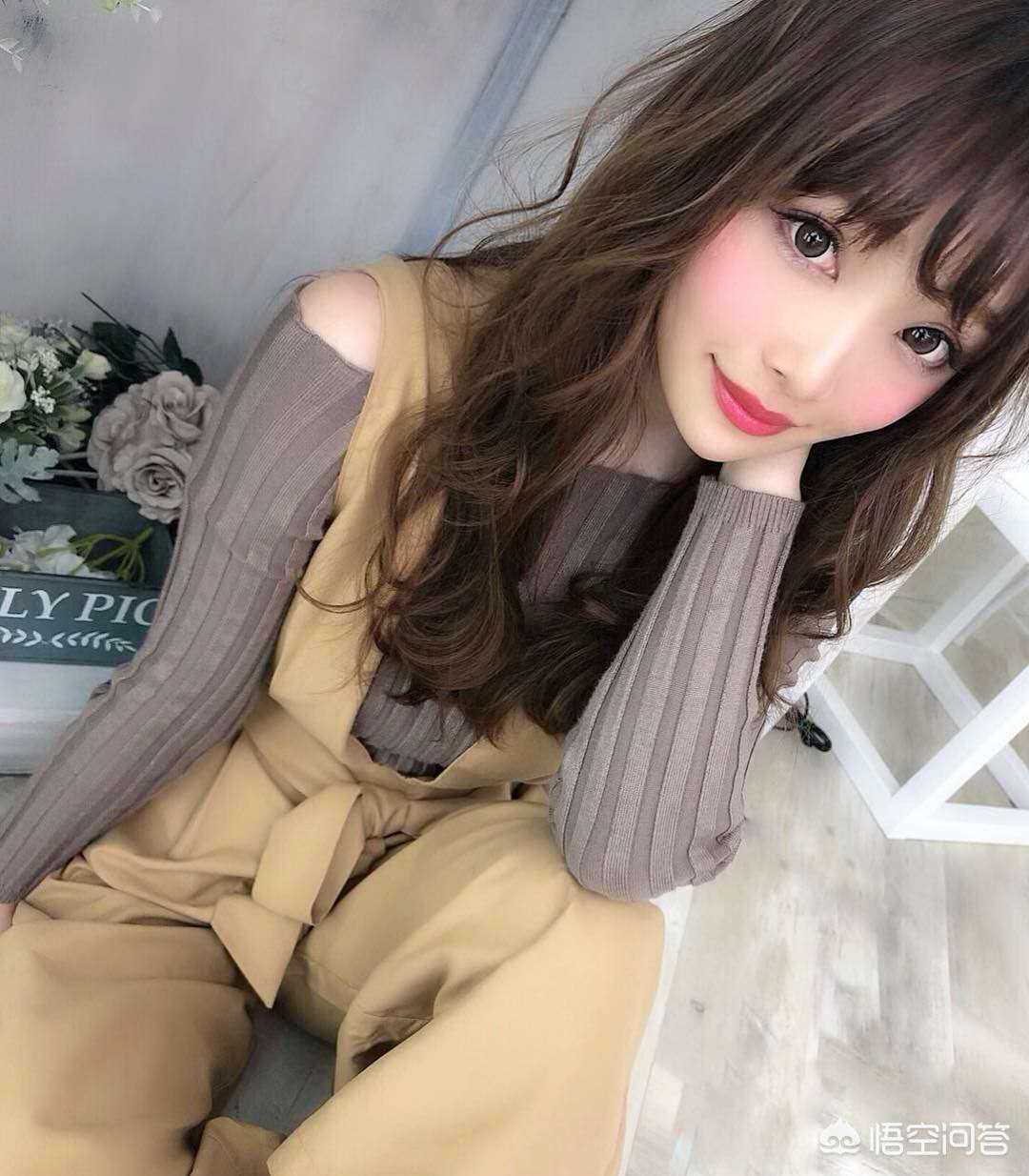 时髦精们最爱的长卷发都在这了，10款发型照着做肯定美翻了！