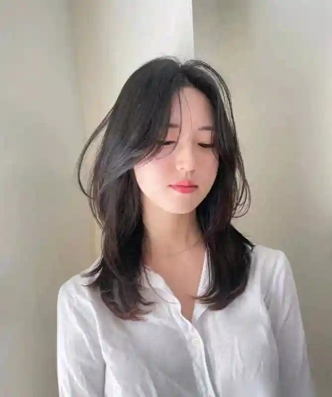 新时尚发型15款，不论长与短，全都特别美