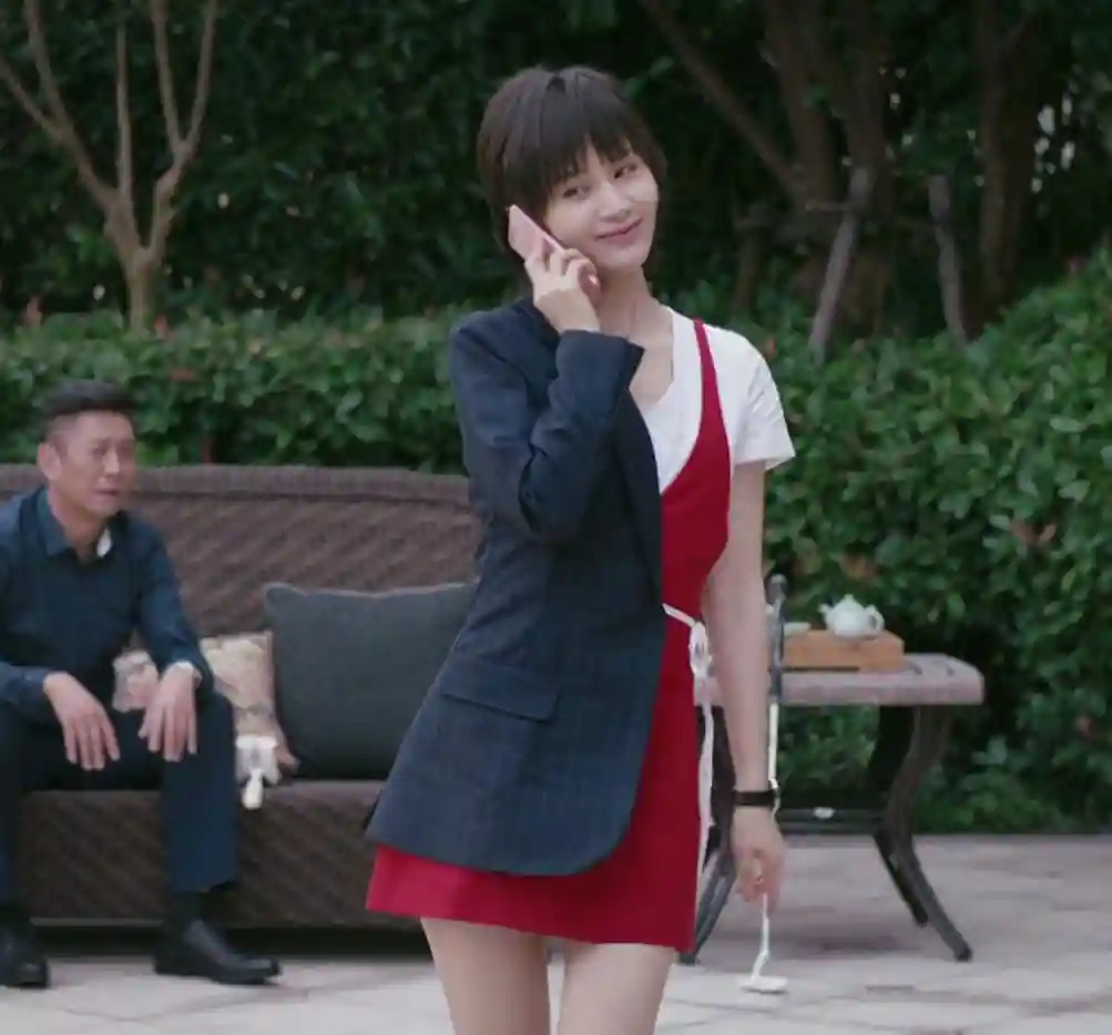 彭于晏也“放飞自我”了，长发造型洒脱不羁，男士留这些发型超帅