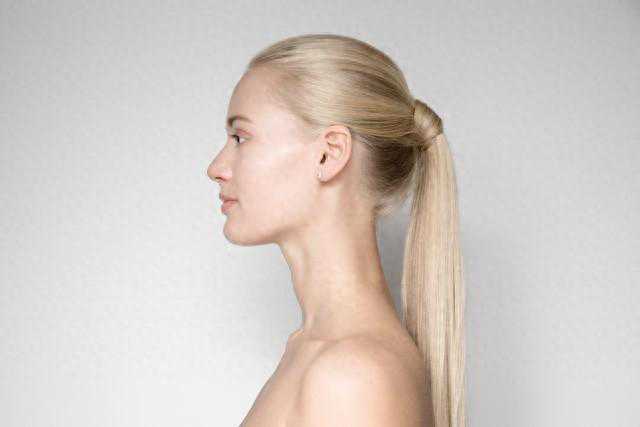 谢顶的人从哪里开始虚了？稀少的头发该如何“救活”？医生告诉你