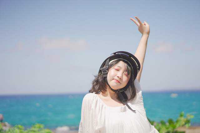 故事：她头疼去医院挂门诊，抬头发现，主治医生是分手一年的前任