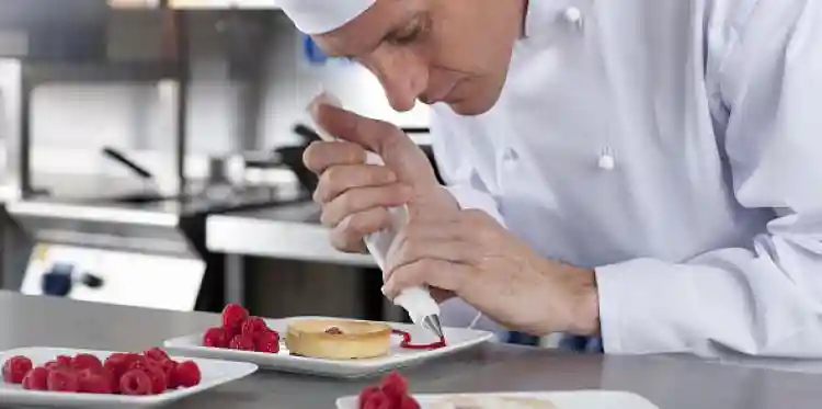 上海职业培训补贴来了！维修工、育婴员、美容师、面点师…都能领！