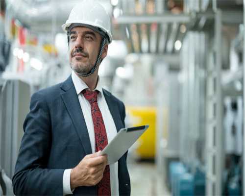 风靡日本的月代头：为何特意将中间的头发弄秃，还忍痛全拔掉？