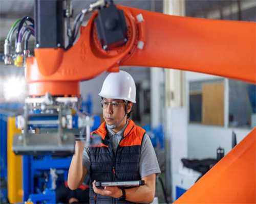 吹头发时卷发怎么吹好看 简单实用吹卷发头发技巧