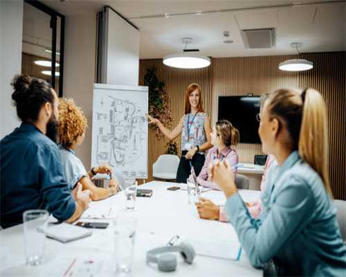 女孩扎头发大全：太漂亮了，时尚来袭！